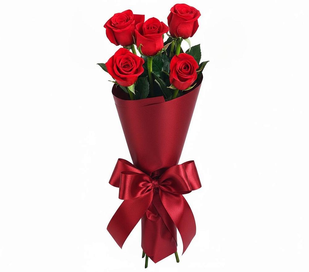 Букет 5 Красных роз Эдлесс Лав в Кусе