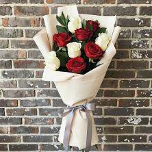 Букет цветов из:  Розы в Кусе
