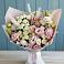 Букет цветов из: Альстромерии и Розы в Кусе