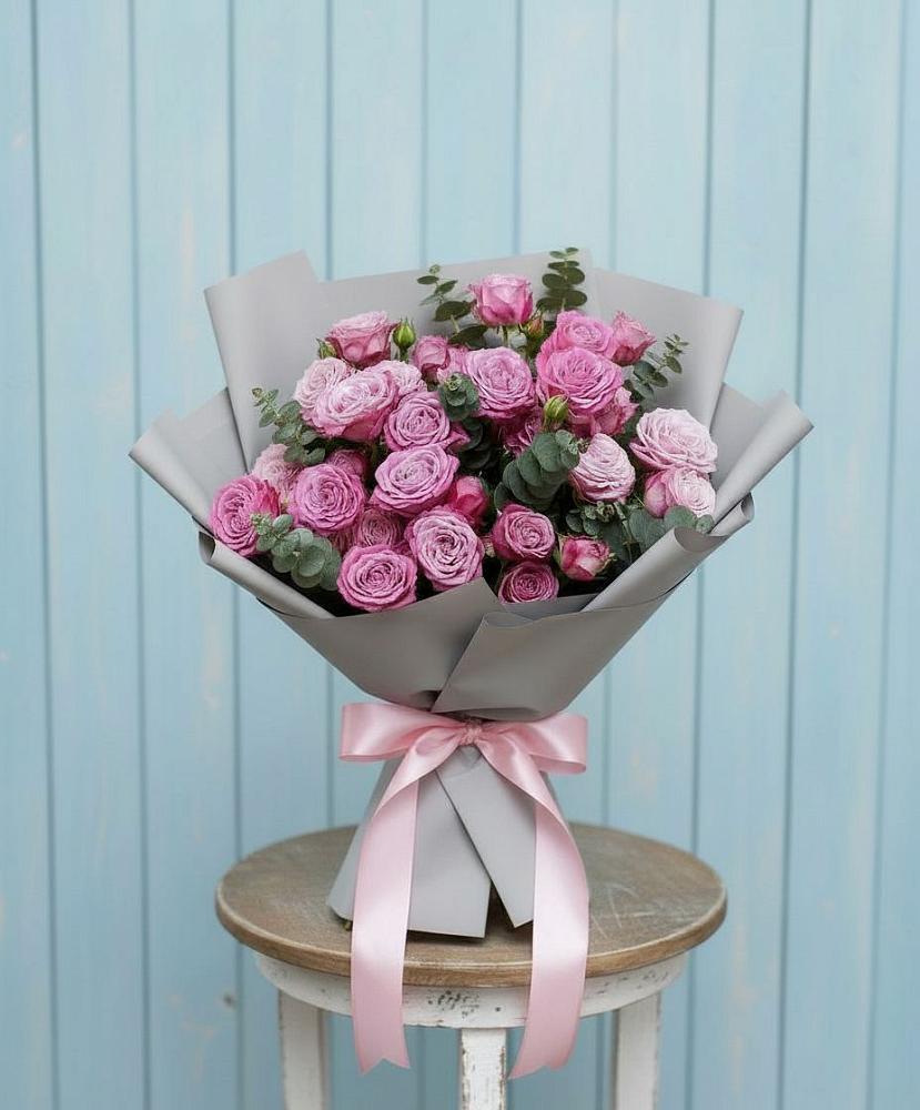 Букет цветов из: Розы в Кусе