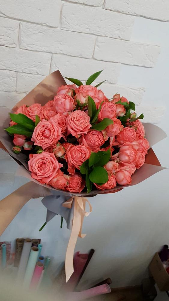 Букет цветов из: Розы в Кусе