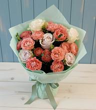 Букет цветов из:  Розы в Кусе
