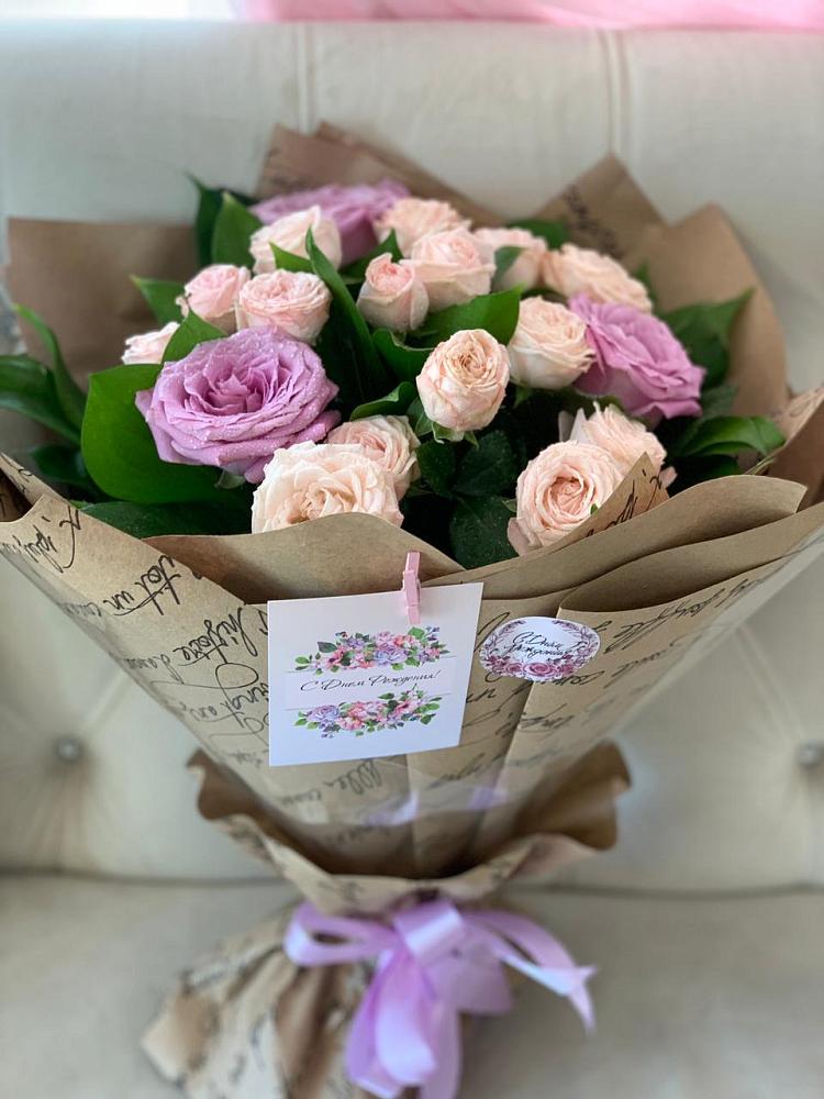 Букет цветов из: Розы в Кусе