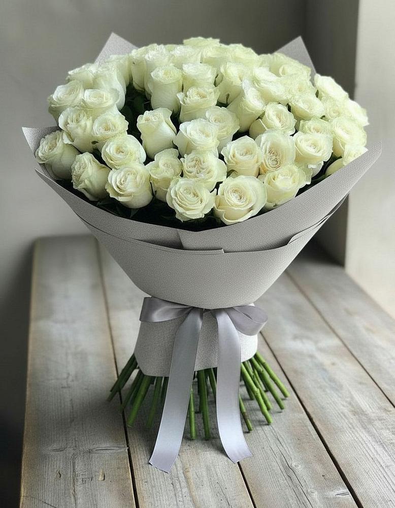 Букет 35 Белых роз в Кусе