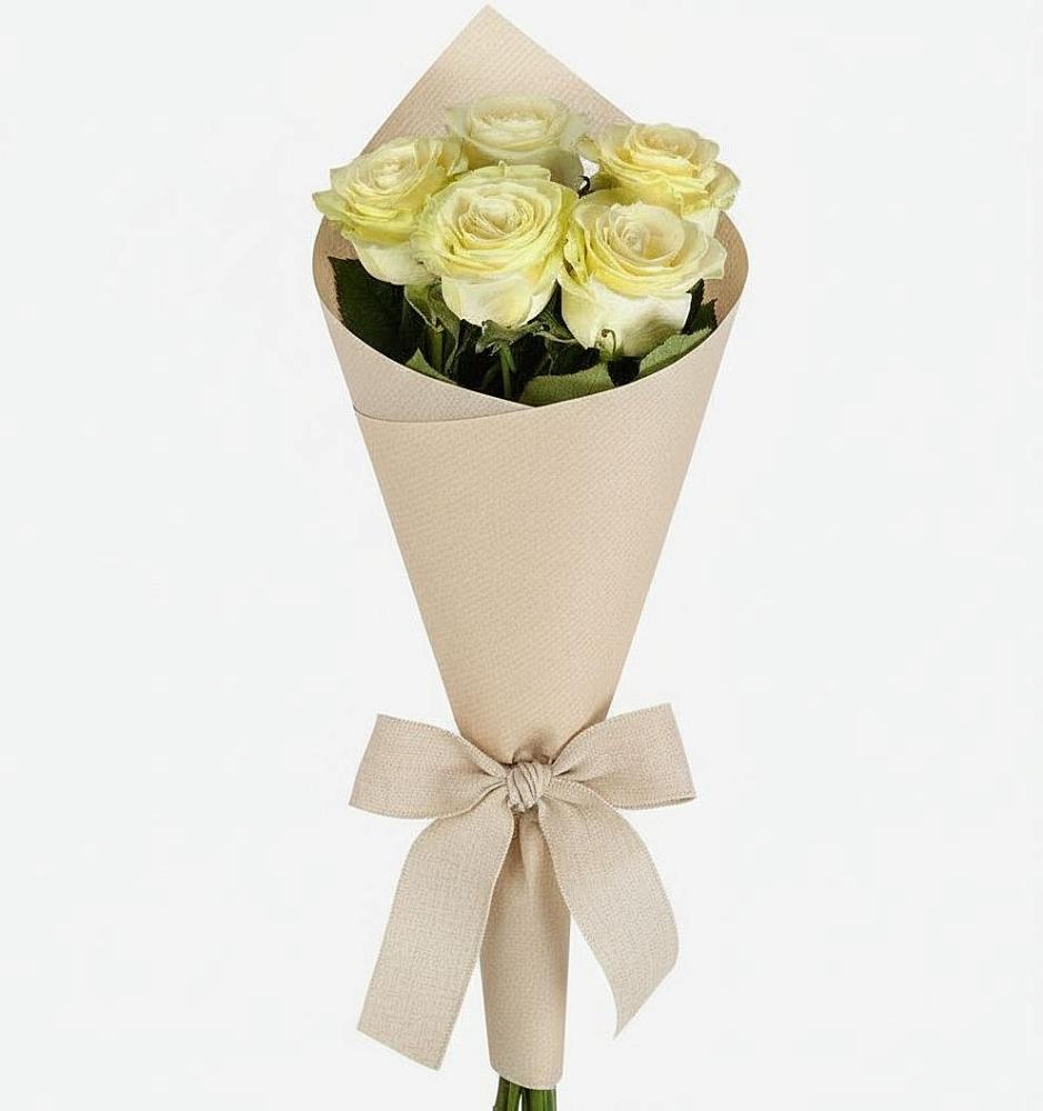 Букет цветов из: Розы в Кусе