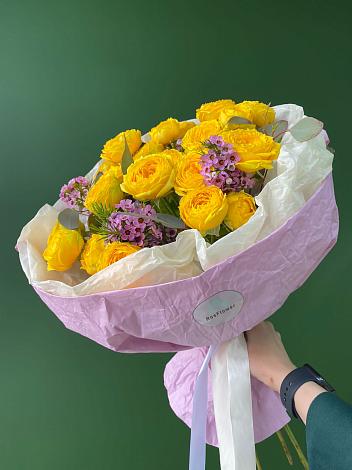Букет Кустовые желтые розы в Кусе