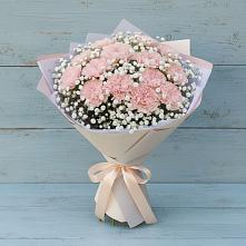 Букет цветов из:  Гвоздики в Кусе