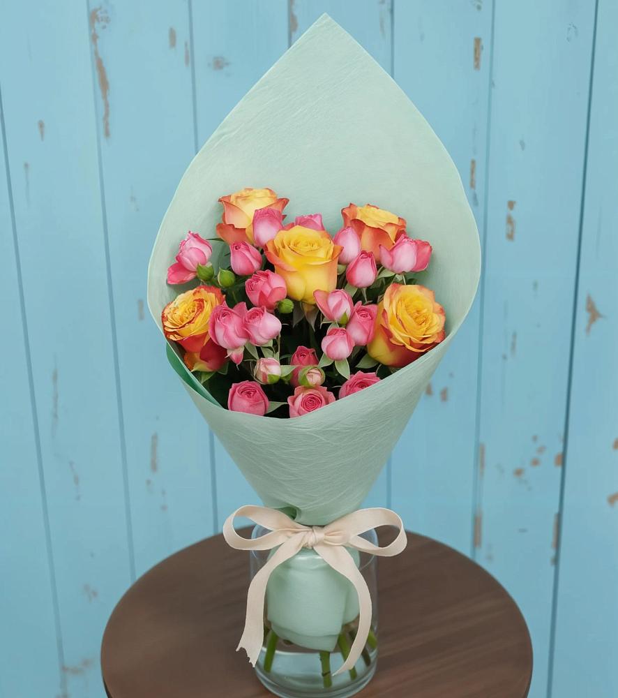 Букет цветов из: Розы в Кусе