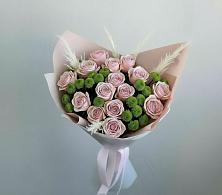Букет цветов из:  Розы и Хризантемы в Кусе