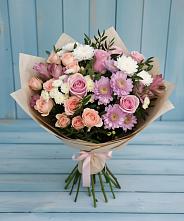 Букет цветов из:  Хризантемы, Розы и Альстромерии в Кусе