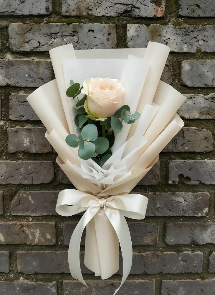 Букет цветов из: Розы в Кусе