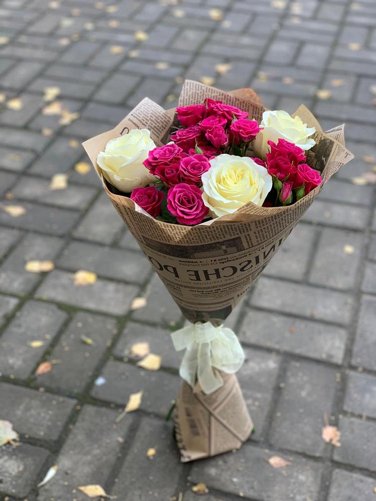 Букет цветов из: Розы в Кусе