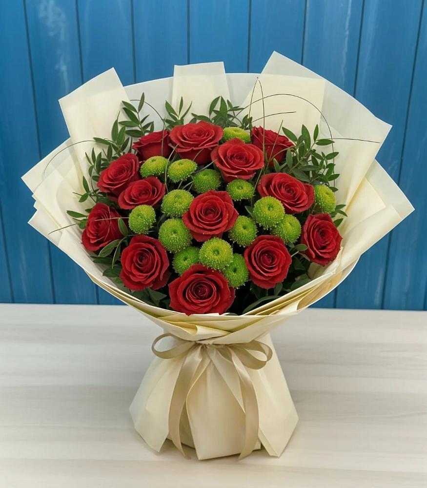 Букет цветов из: Розы и Хризантемы в Кусе