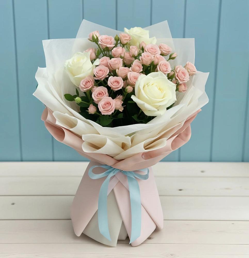 Букет цветов из: Розы в Кусе