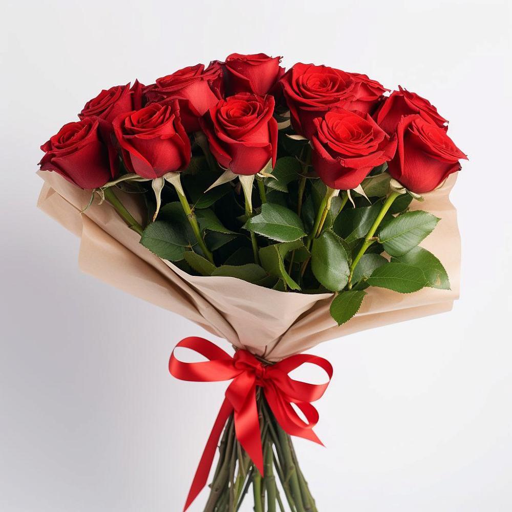 Букет 11 Красных роз Эдлесс Лав в Кусе