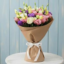 Букет цветов из:  Лизиантусы в Кусе