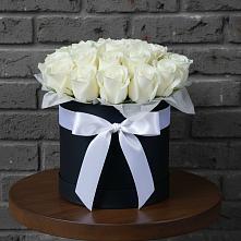 Цветочная композиция из Розы в шляпной коробке #REPLACE_PRED# Кусе